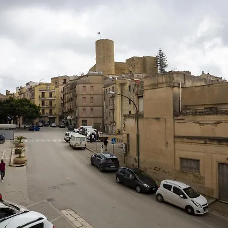 Holiday Home Castle Salemi - Casa Vacanze Exterior foto